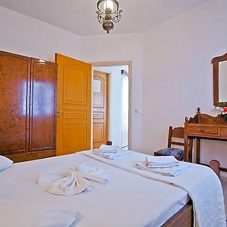 Landeris Hotel 2*